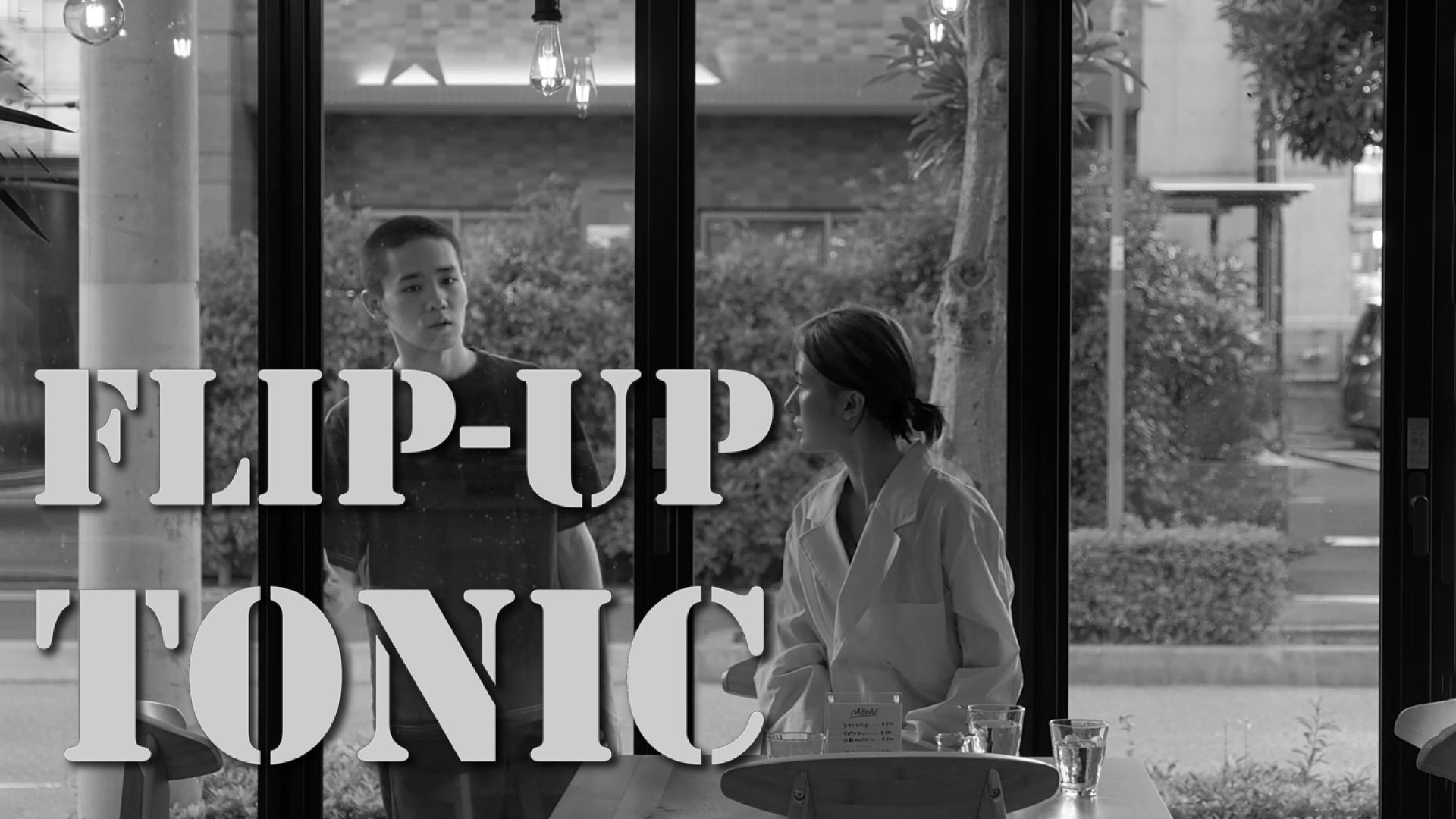 flip up tonic