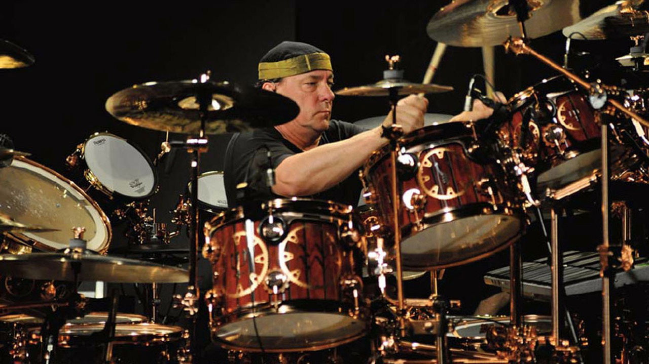 neil peart taking center stage a lifetim