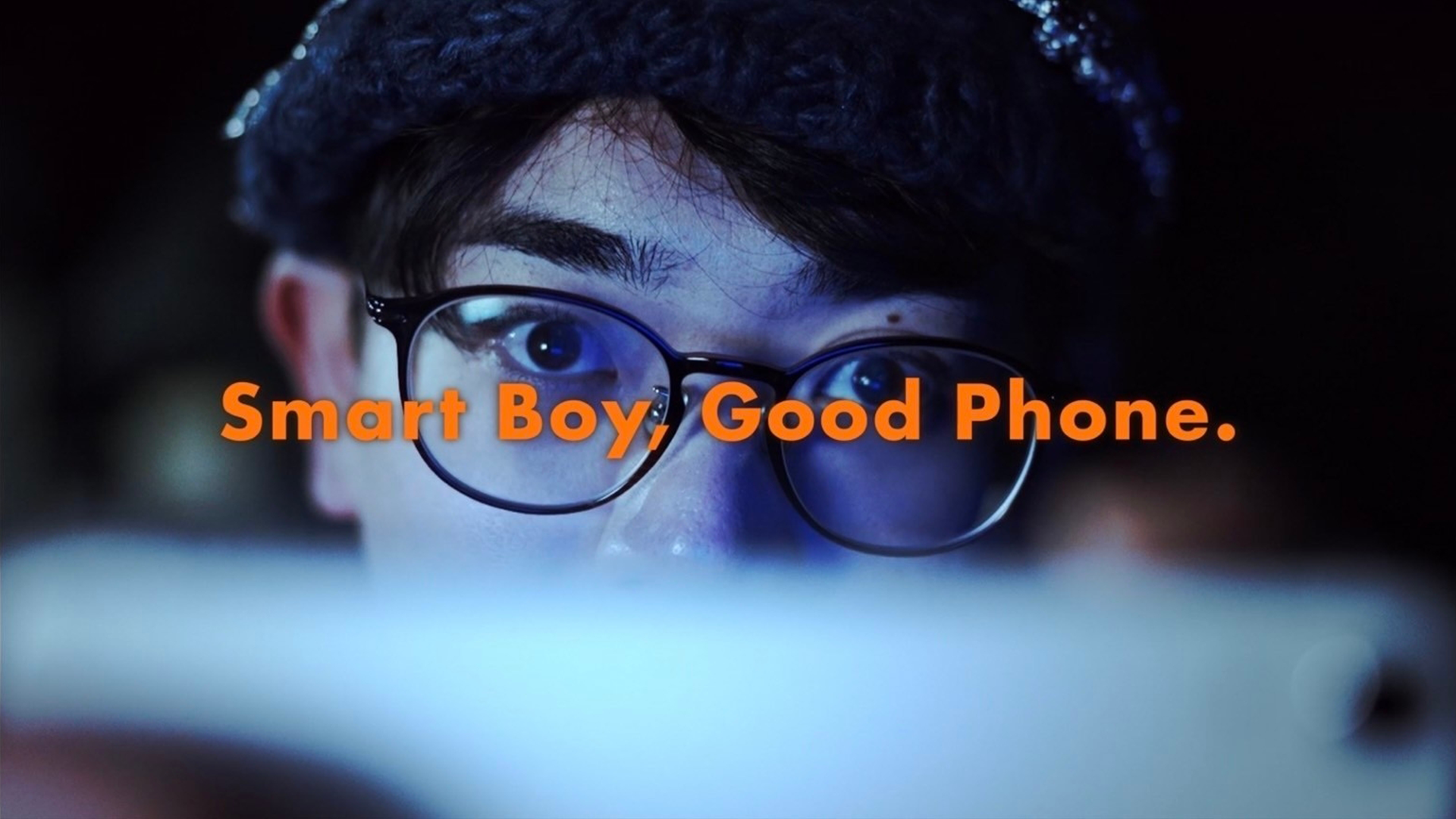 smart boy good phone